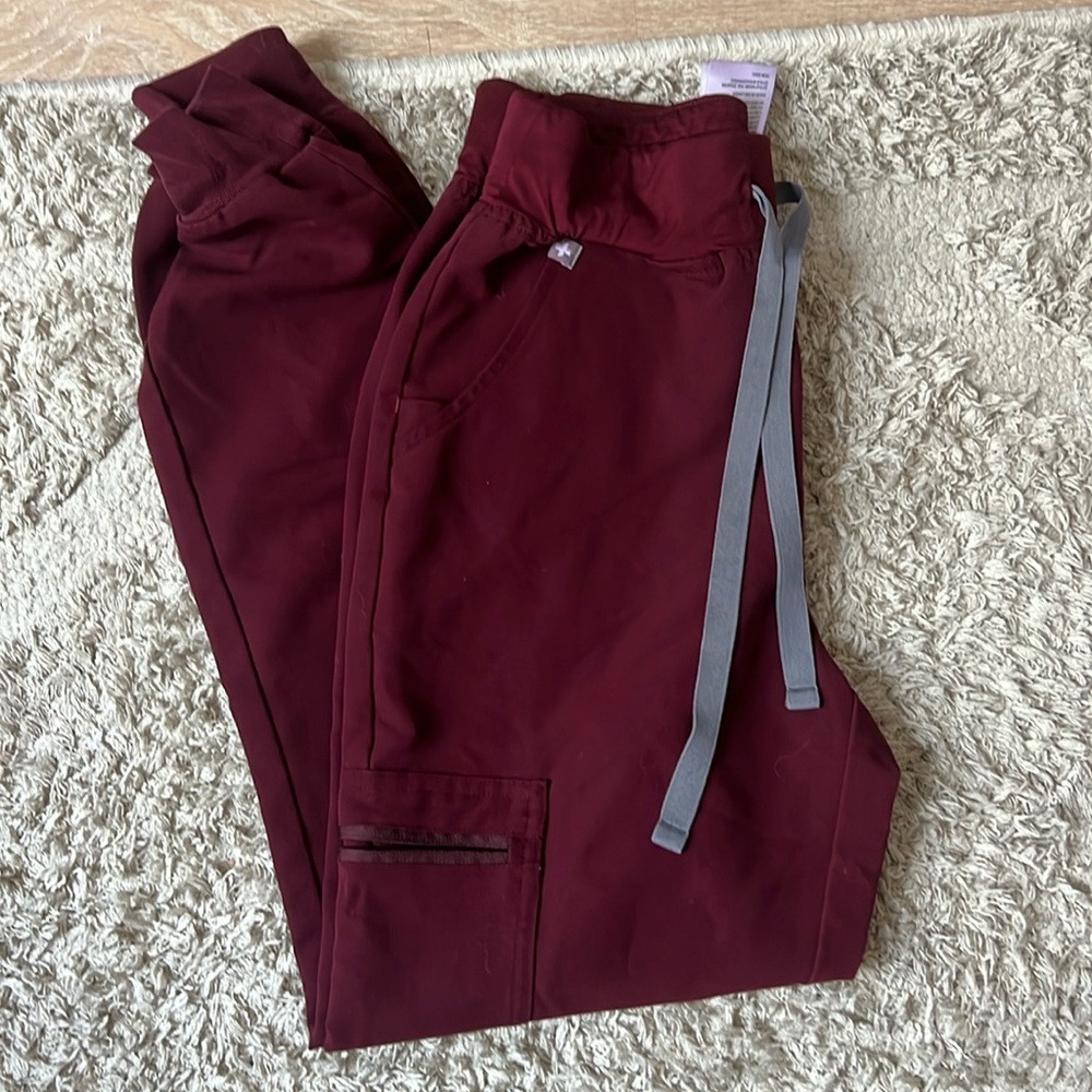 FIGS high waisted joggers